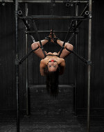Kink On Demand - Suspended in a chain only...